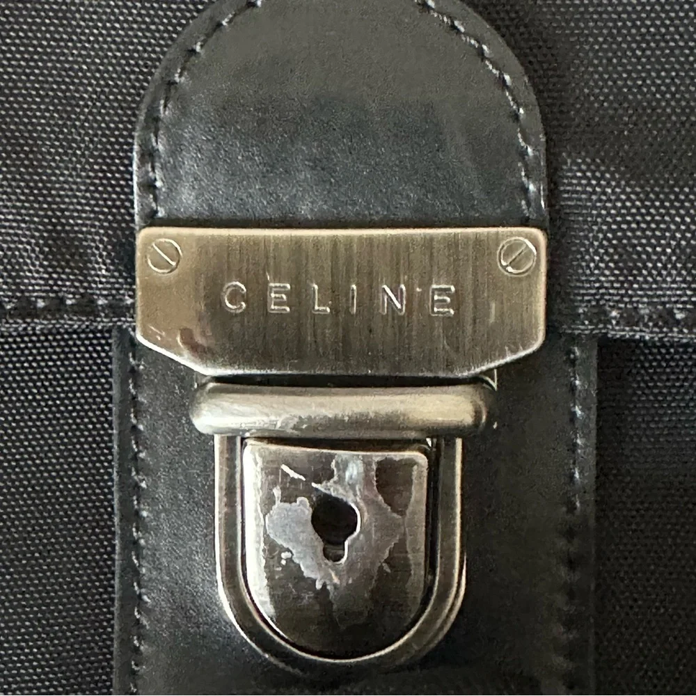 🖤Celine crossbody laptop bag 🖤 - Picture 4 of 8